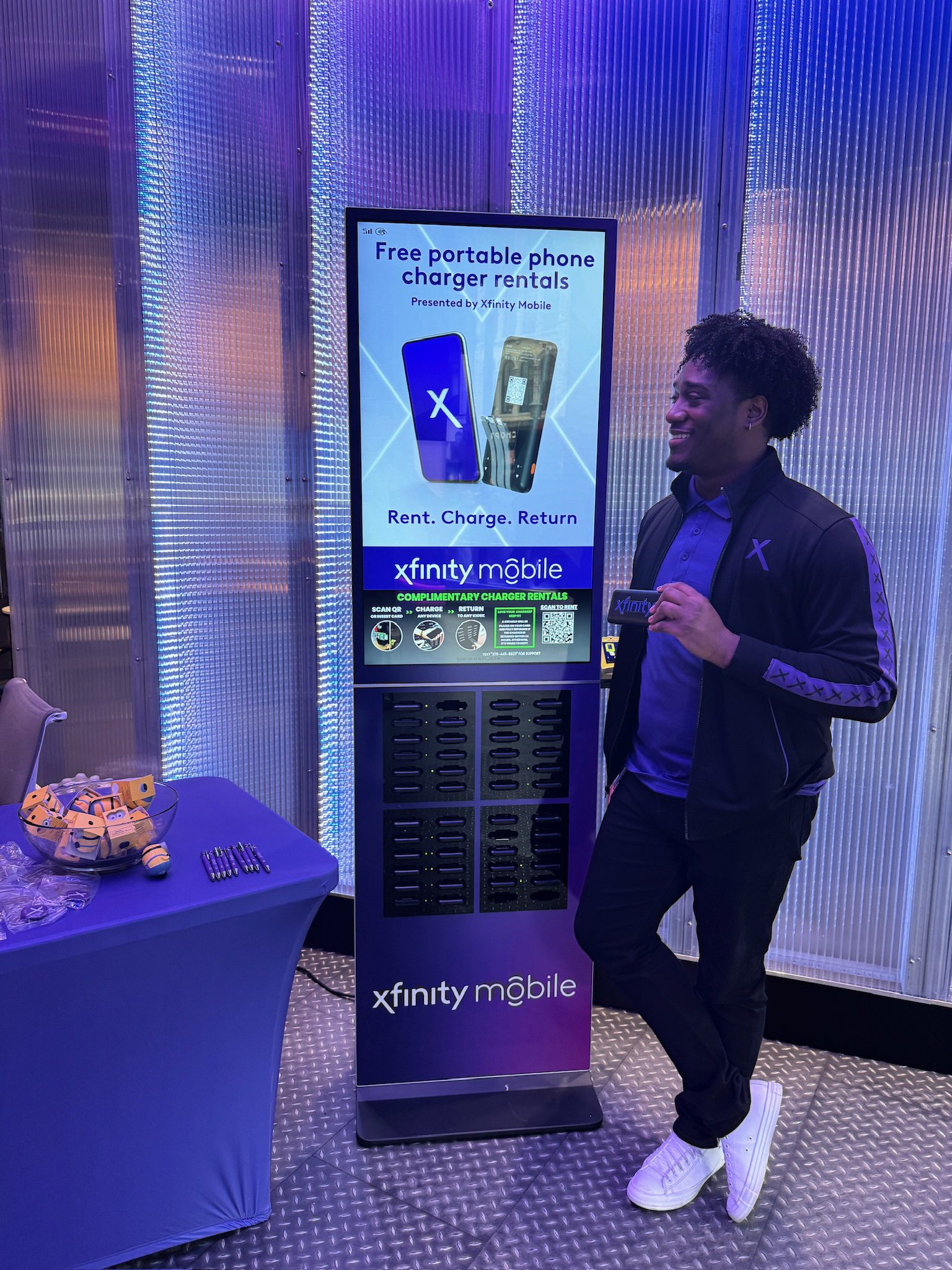 Custom branded JUUCE station at event